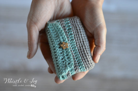 Business Card Pouch [crochet pattern]