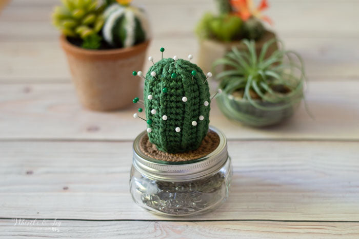 Cactus Pin Cushions [crochet pattern]