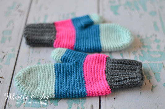 Colorblock Mittens [crochet pattern]