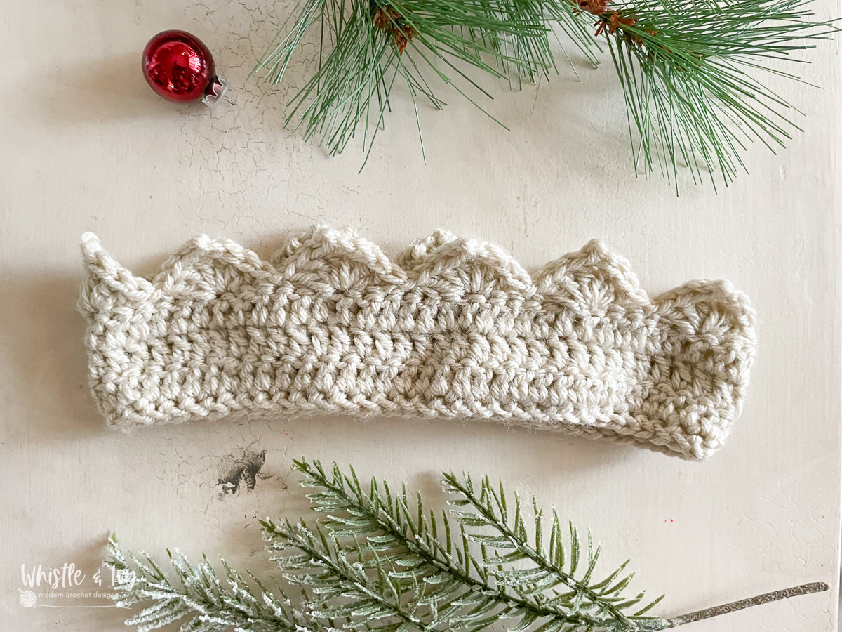 Crochet Crown Whistle And Ivy Modern Crochet Patterns Crochet crown whistle and ivy modern crochet patterns