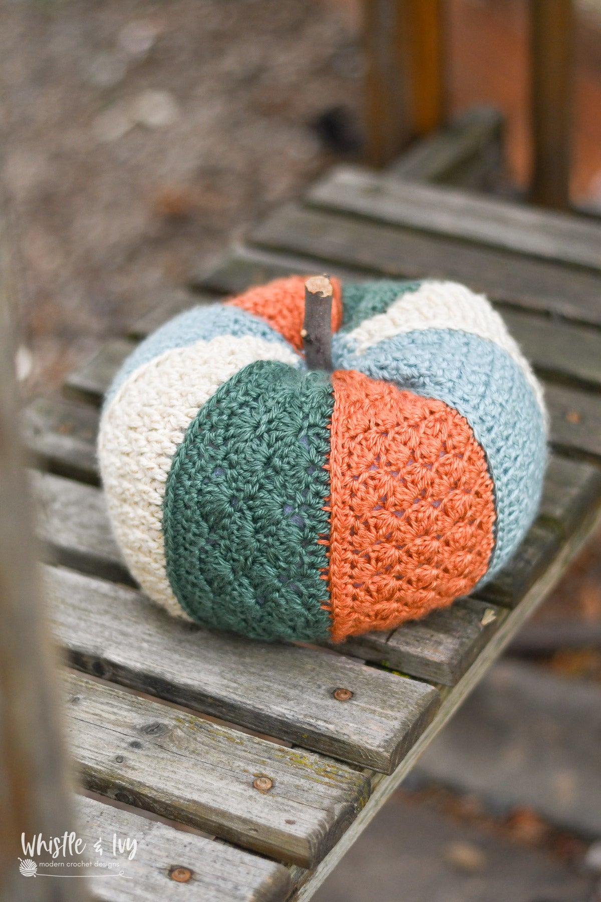 Cottage Panel Pumpkin [crochet pattern]